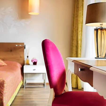 Giardino Hotell