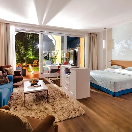 阿斯科纳贾尔迪诺酒店 5*